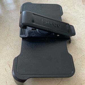 iPhone 7 or 8 ‘DEFENDER PRO’ OtterBox Belt Clip